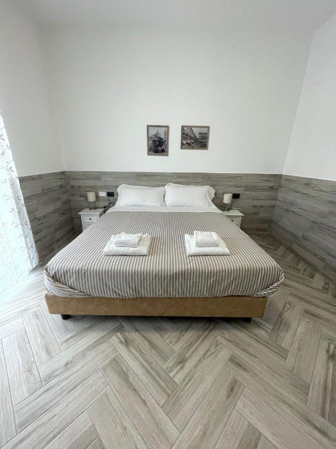 Holiday Rooms Rho Zewnętrze zdjęcie