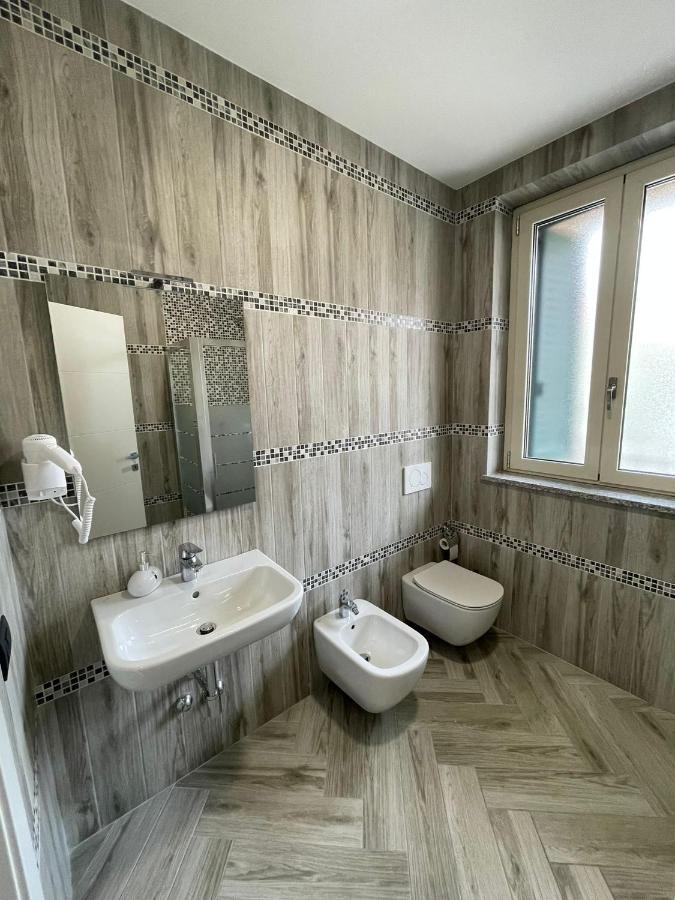 Holiday Rooms Rho Zewnętrze zdjęcie