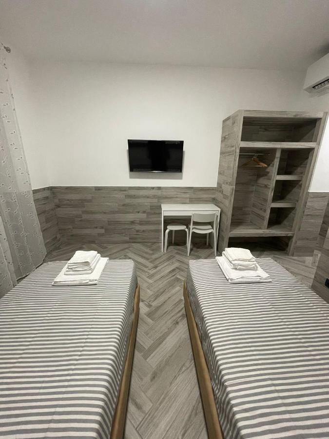 Holiday Rooms Rho Zewnętrze zdjęcie