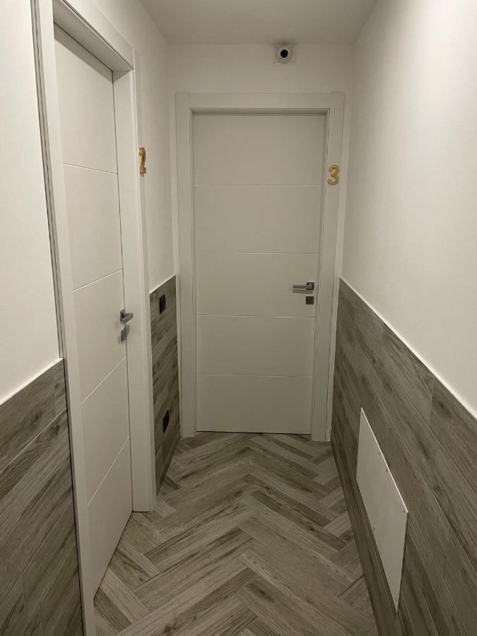 Holiday Rooms Rho Zewnętrze zdjęcie