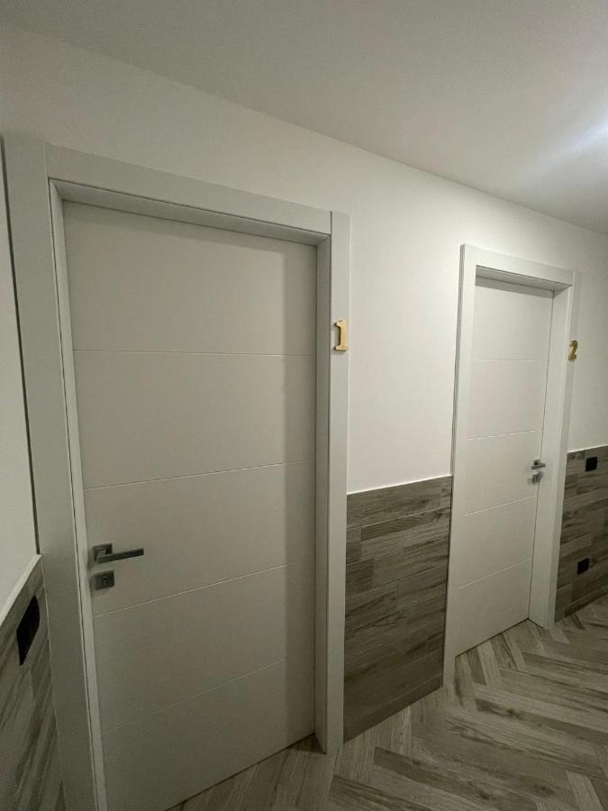 Holiday Rooms Rho Zewnętrze zdjęcie