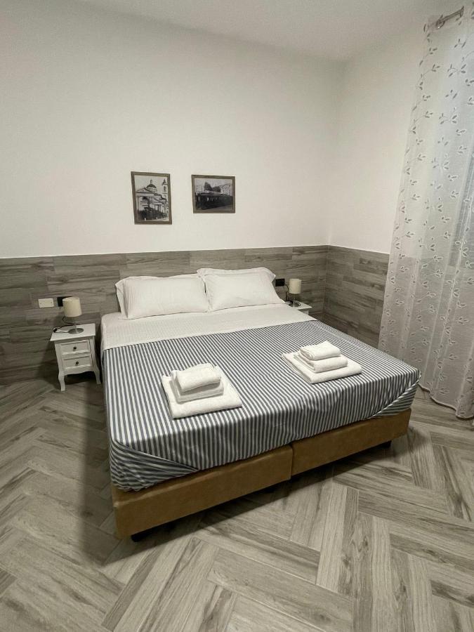 Holiday Rooms Rho Zewnętrze zdjęcie